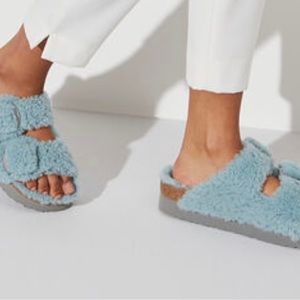 NWOT Birkenstock Papillio Big Buckle Shearling Sandal’s